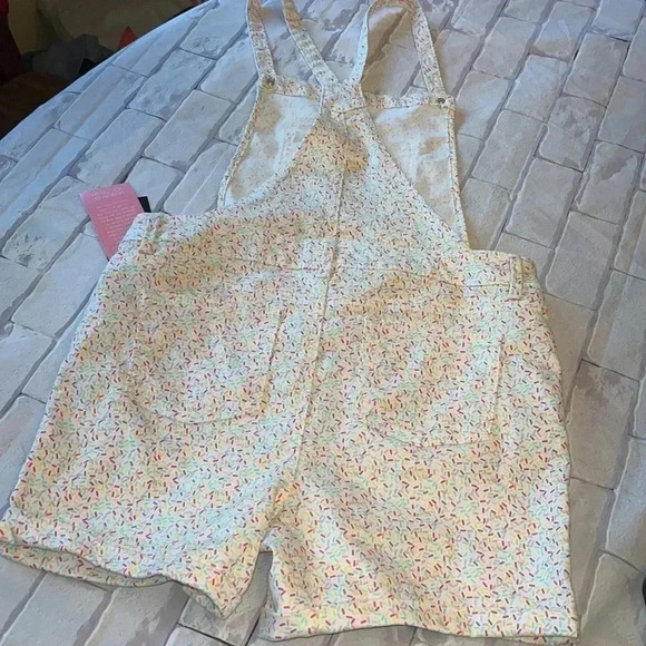 NEW ART CLASS size xl shorts - Picture 3 of 4